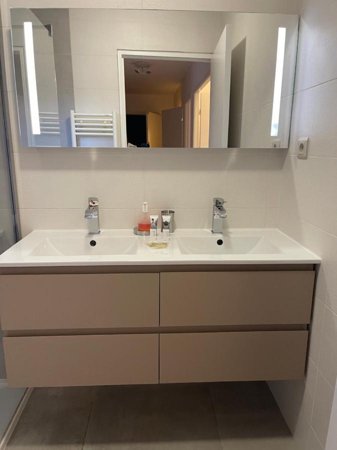 Domaine D'Ahmosis, Modern 2 Bedrooms Refurbished Apartment, F3 Moderne Fraichement Renove Le Cannet Exteriör bild