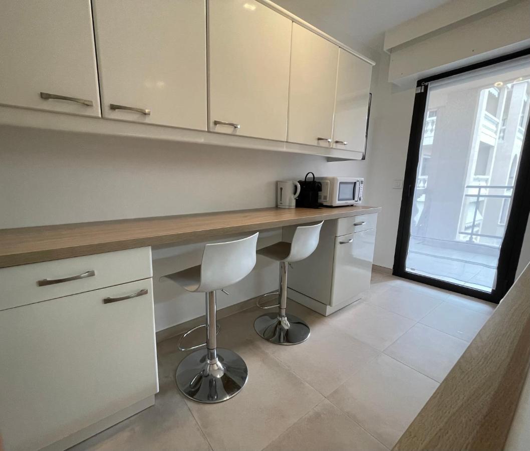 Domaine D'Ahmosis, Modern 2 Bedrooms Refurbished Apartment, F3 Moderne Fraichement Renove Le Cannet Exteriör bild
